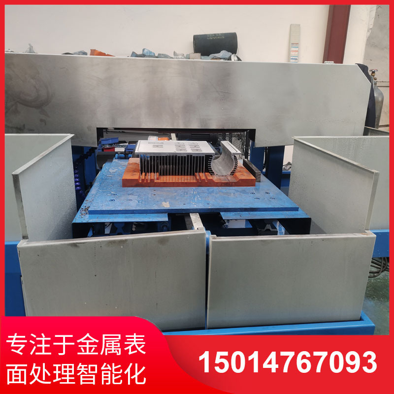 鋁(lv)材(cai)直(zhi)紋拉(la)絲(si)機廠(chang)傢(jia)