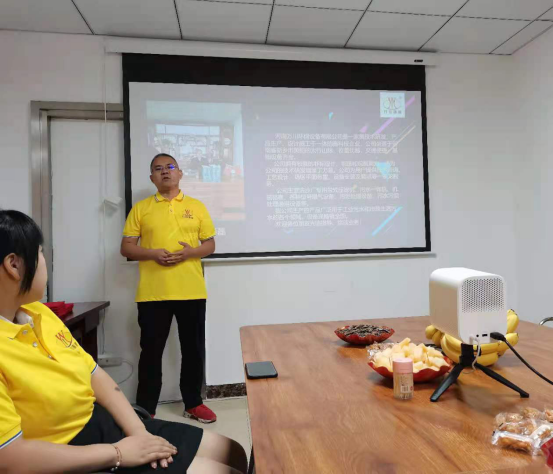 河南萬川環保設備有限公司2021年上半年錶彰大會