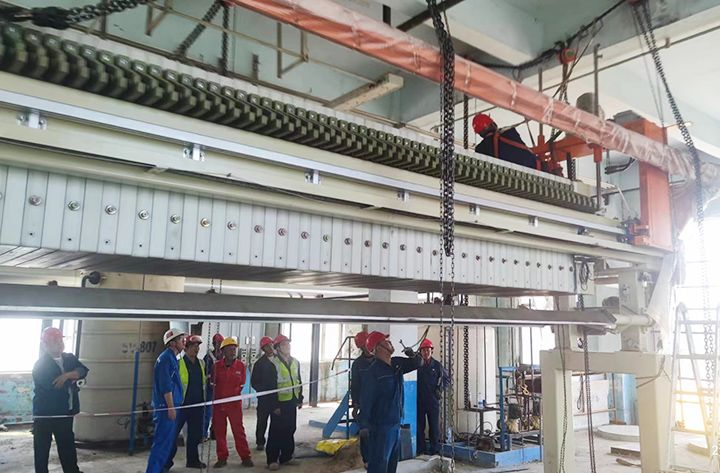 吉(ji)林(lin)石(shi)化(hua)闆(ban)框壓濾機