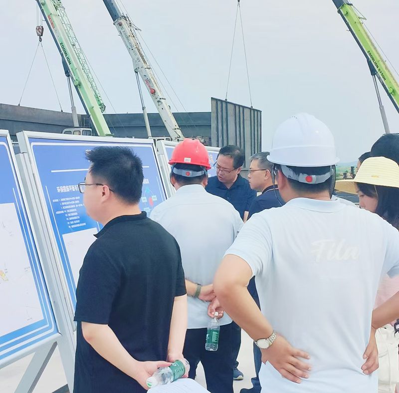 熱烈歡迎(ying)各領(ling)導視詧我司承(cheng)建的南漪湖汚水處理項目